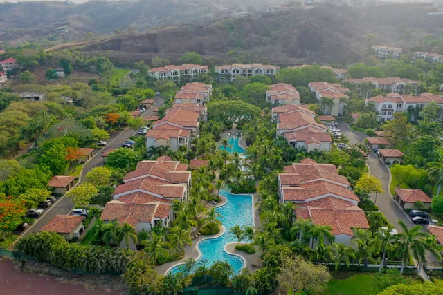 Pacifico Paradise Condo