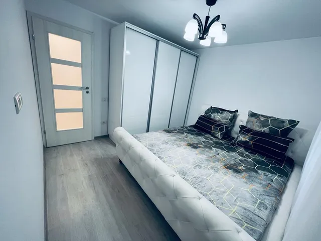 The white Pearl Apartment