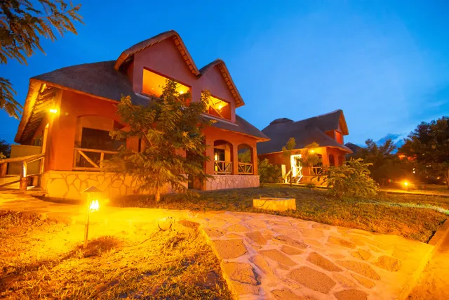 Buffalo Safari Lodge