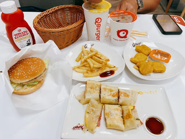 Q Burger 台中西屯店