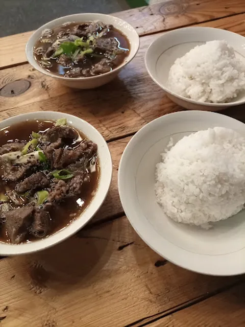 Jims Pairs & Hot Mommy Mandaluyong