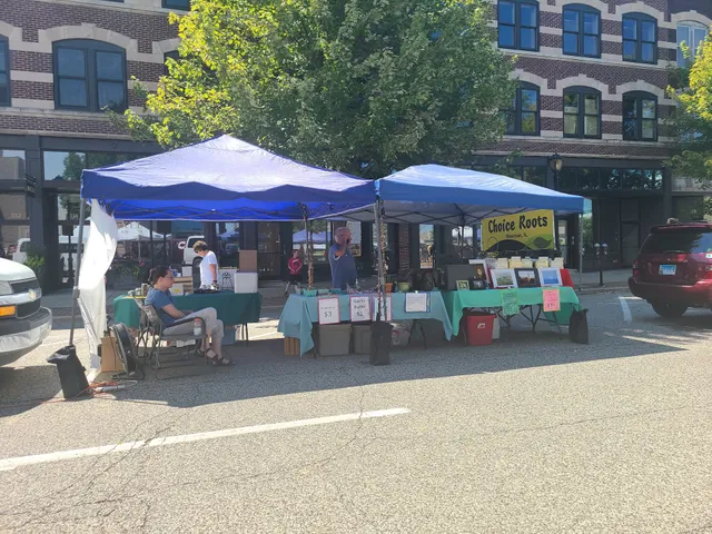 Old Capitol Farmers Market