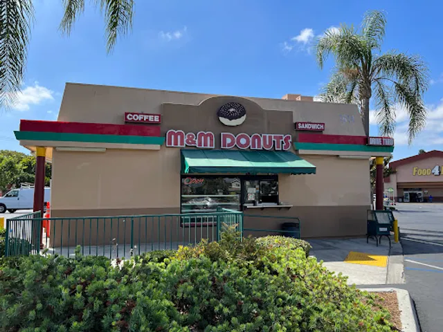 M & M Donuts