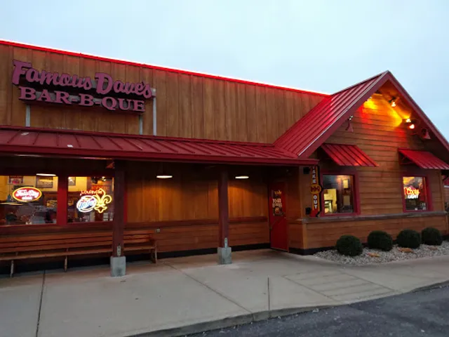 Famous Dave's Bar-B-Que