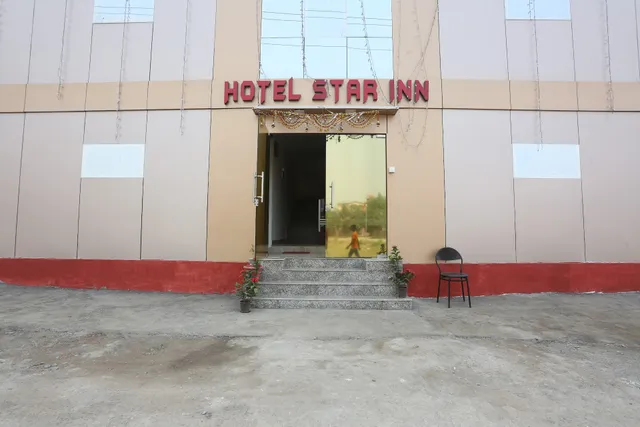 Hotel Star Inn