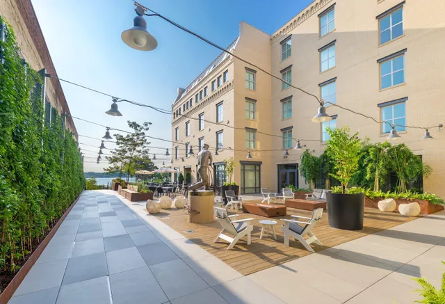 Hotel Indigo Old Town Alexandria by IHG