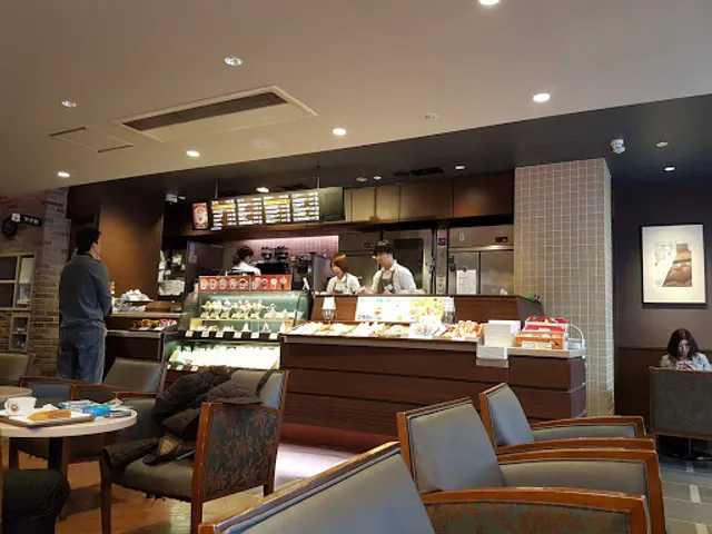 Saint Marc Cafe - Shinjuku Gyoen National Garden