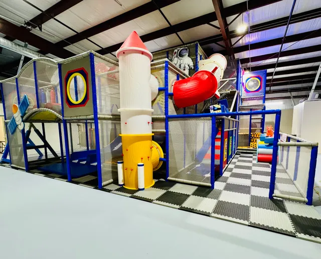INTO SPACE indoor playground