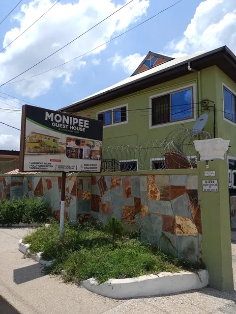 Monipee Guest House
