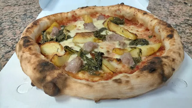 Pizzeria Paninoteca Bekeros