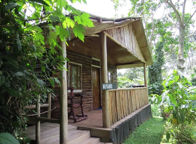 Ruhondeza Lodge and campsite