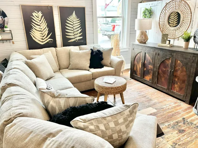 Rachel's Rustic Room & Boutique