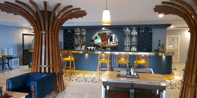 Cloud9 - A Rooftop Cafe and Bar | Mandi, Himachal Pradesh