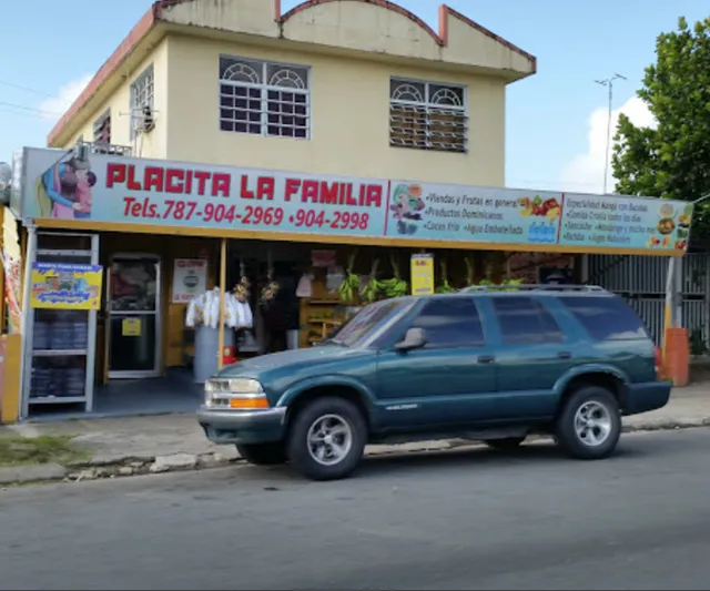 Placita La Familia