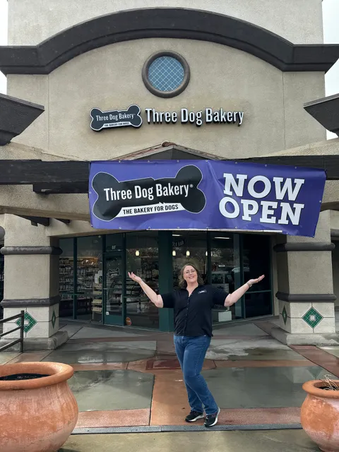 Three Dog Bakery - Riverside