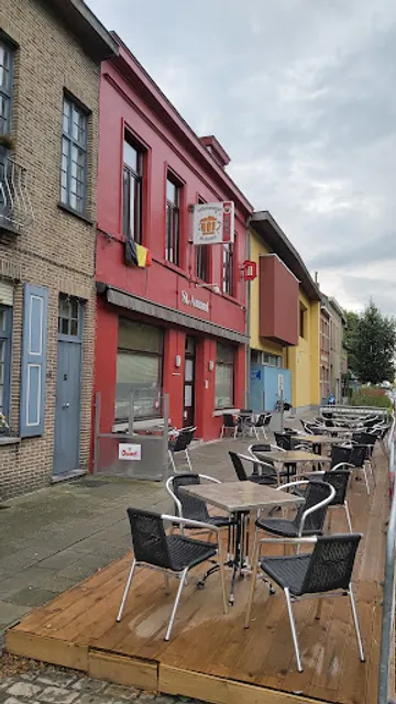 Café St. Amand