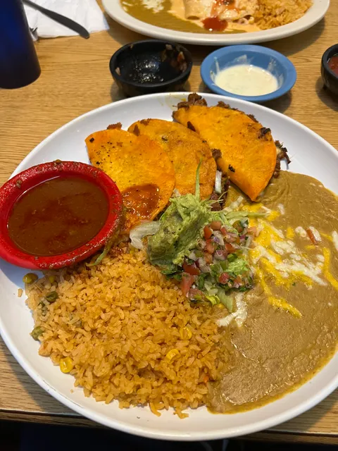 La Cierrita Bar & Restaurant