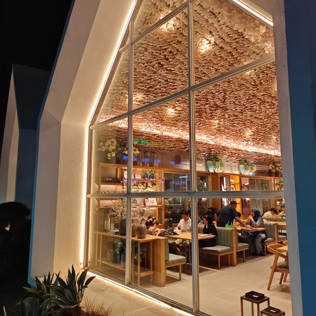 Sushi Hiro Batavia Cove PIK