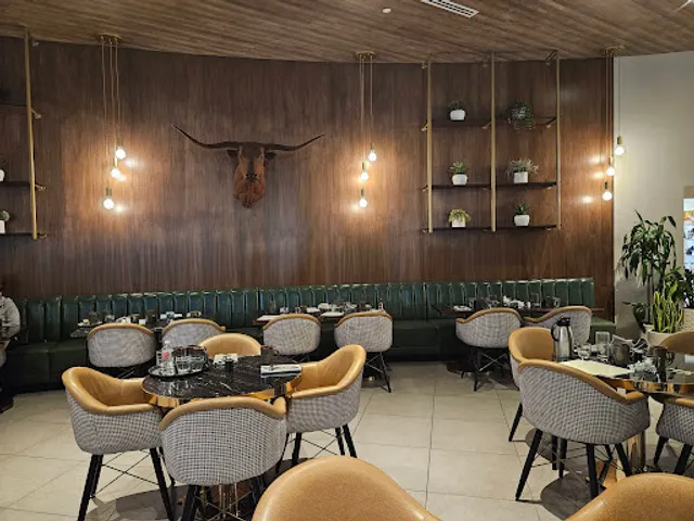 St Cruz at The Leo Kent