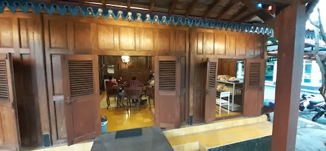 Jadah Tempe Mbah Carik Kaliurang (Kotagede)