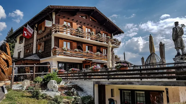 LA CAMBUSE - Hôtel Restaurant