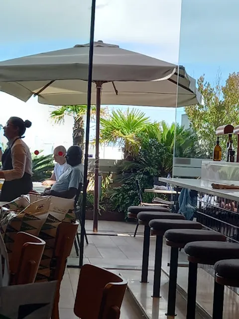 Balcão Henrique Sá Pessoa