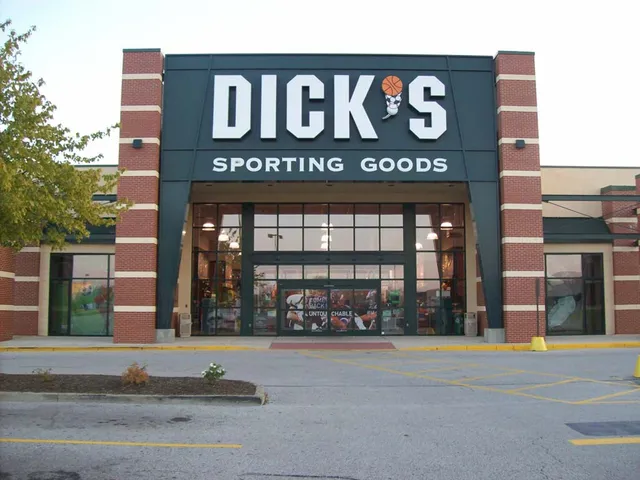 DICK'S Sporting Goods