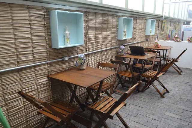 Nomad in Art & Hostel