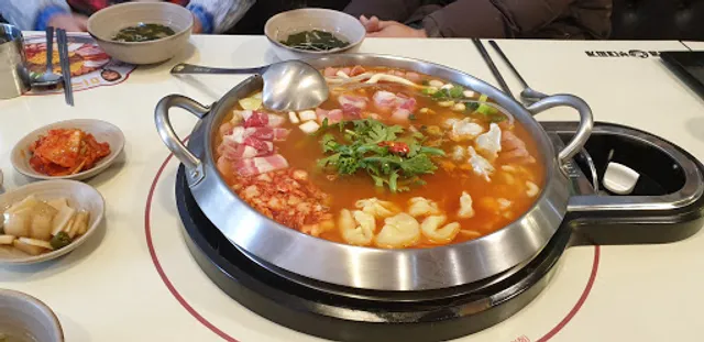 킹콩부대찌개달동점