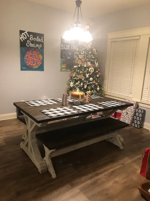 Southern Farmhouse Furniture