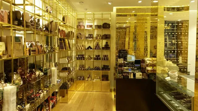 Venchi Cioccolato e Gelato, Siena Via di Città, Piazza del Campo