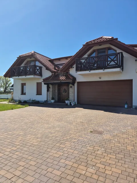 Pensjonat "Nawrotówka" / domek "Wysokie Trawy"