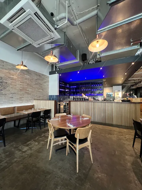 Butcher & Vine Hampton