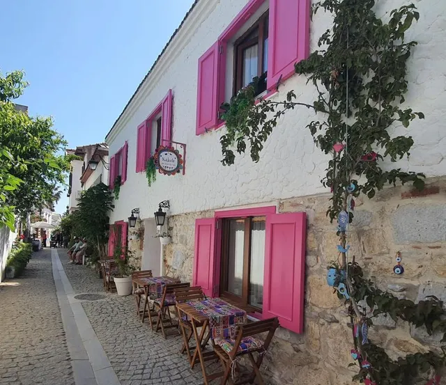 Kakule Pansiyon & Cafe