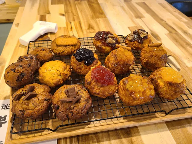 Cafe e ni honey (카페 이니허니)