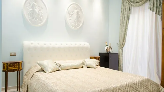 Empire Vatican B & B