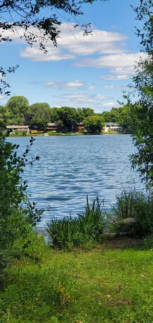 Pike Lake Trail Park