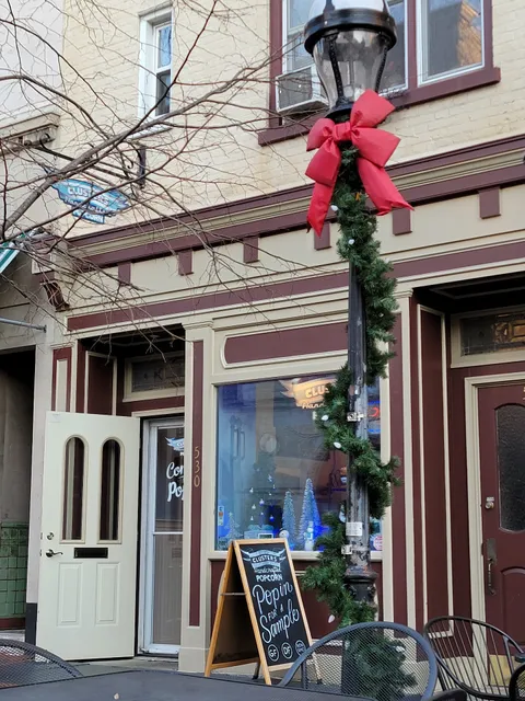 Clusters Handcrafted Popcorn