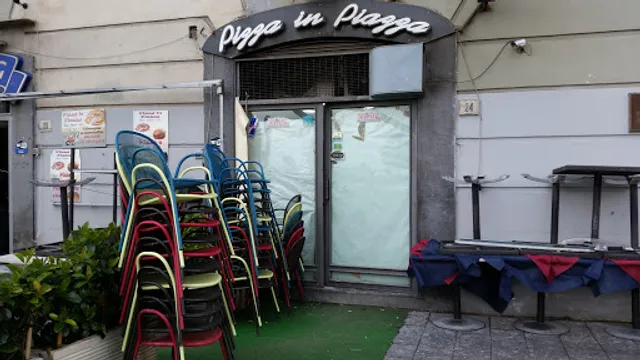 Pizza in piazza