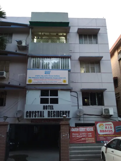 OYO 3512 Hotel Crystal Residency