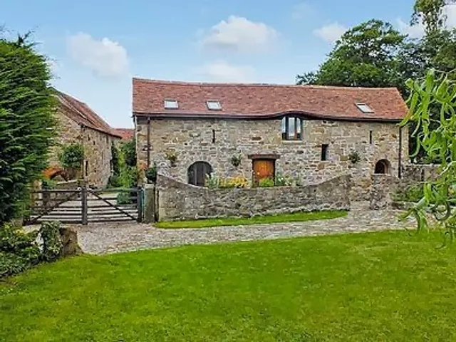 Hall Farm Holiday Cottages,