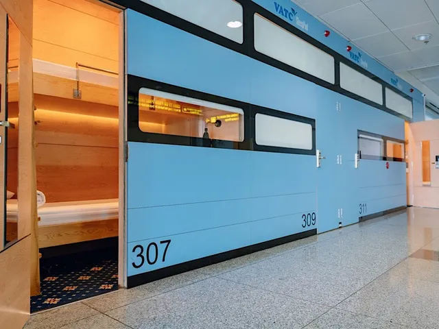 Khách sạn Sân bay Nội Bài VATC SleepPod | Hanoi Airport Hotel | T2