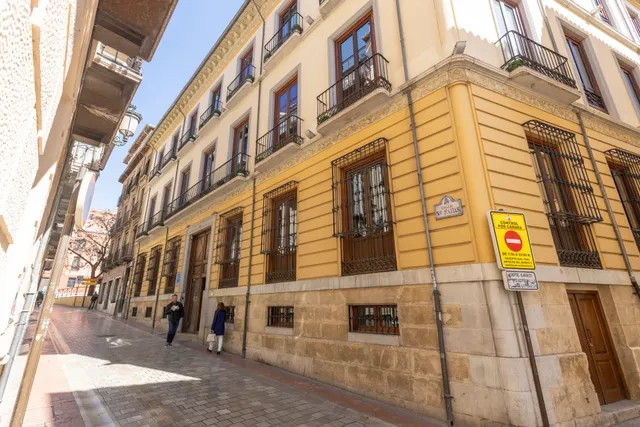 BiBo Suites Palacio de Portago