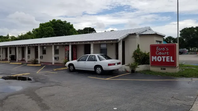 Fero's Court Motel