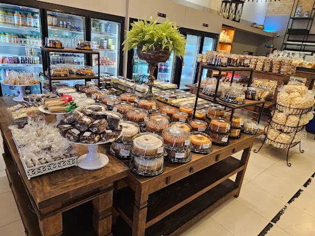 C M F Panificadora e Confeitaria