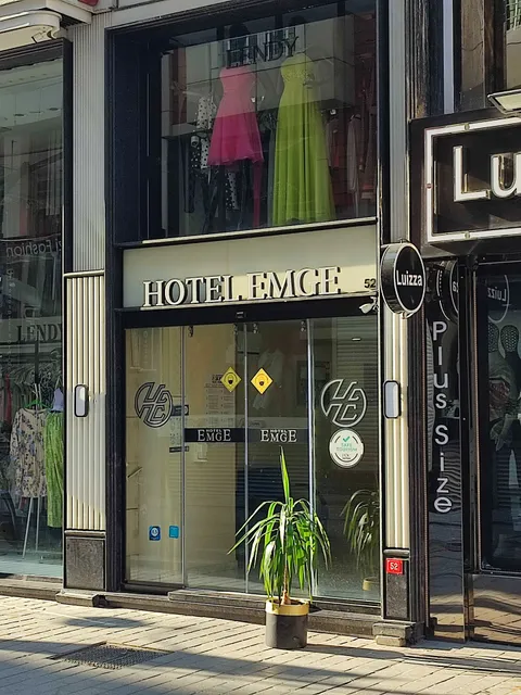Emge Otel