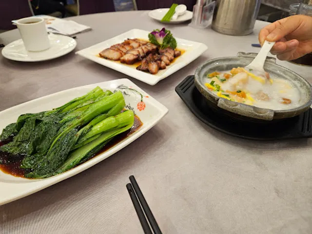 Xinjiulong Restaurant