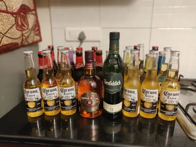 Cocktail Bar & Restaurant