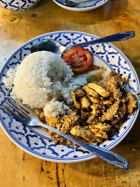 Myth I Bangkok Street food | Best mango sticky rice