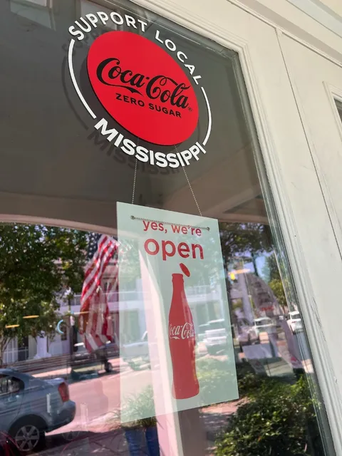 The Camphouse Burger Bar - Long Beach, MS